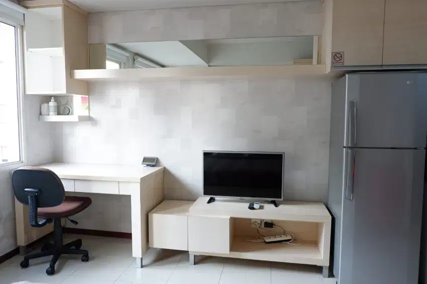 Disewa Royal Mediterania Garden Studio Jakarta Barat