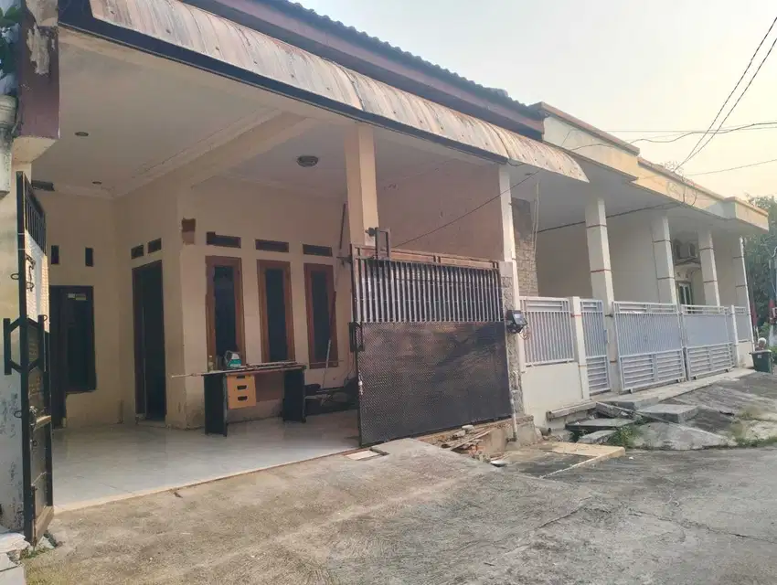 RUMAH di VILLA INDAH PERMAI, BEKASI