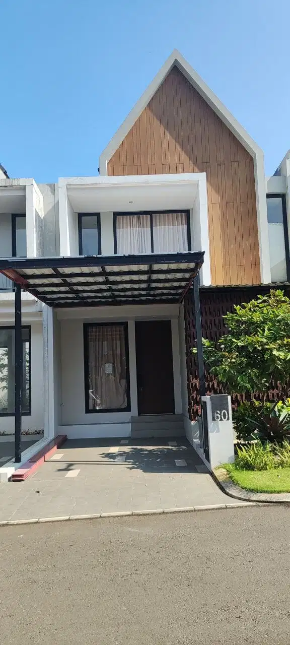 Rumah 2 Lantai Bagus The Mahogany Residence Summarecon Bogor