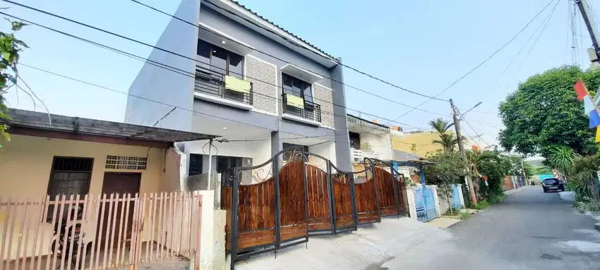 Dijual Cepat Rumah 2 Lantai Kresek Indah Jakarta Barat
