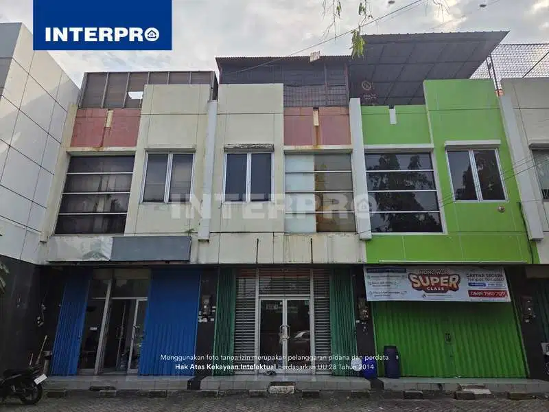 Ruko 2,5 Lantai Dijual Aries Utama Sangat Strategis Siap Pakai - 82m2