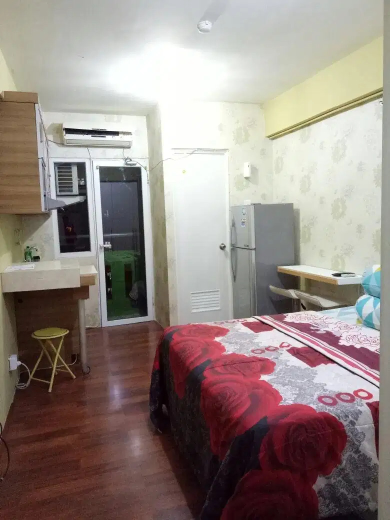 Disewakan Apartment Green Pramuka City Studio klik deskripsi