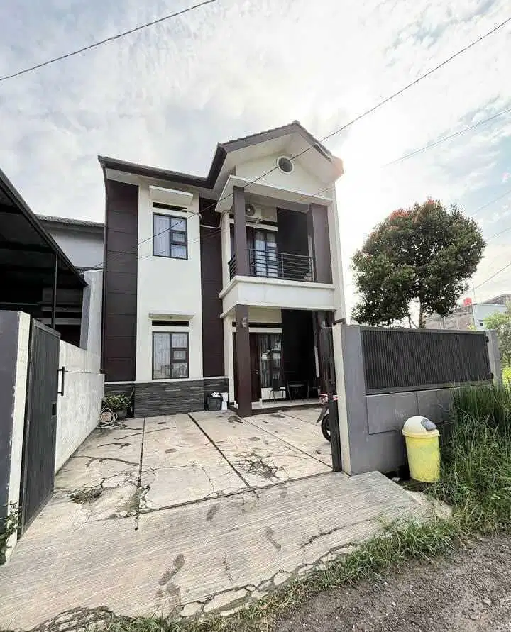 DIJUAL UNIT RUMAH  2 LANTAI AREA PANYILEUKAN KOTA BANDUNG