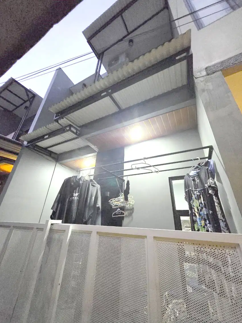 Rumah 2 Lantai Dekat RSUD Kramat jati Jakarta Timur