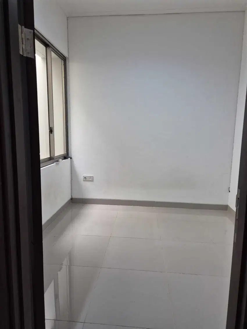 Rumah Sewa pik 2 uk 8x12,5