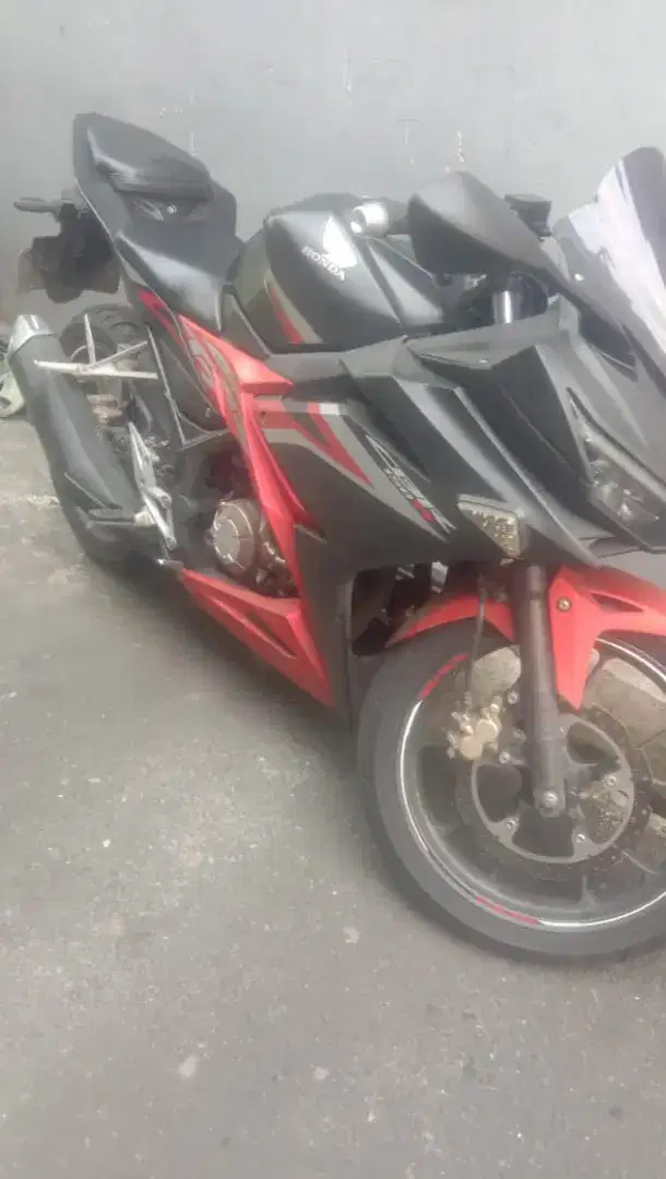 DIJUAL CBR 150 2021