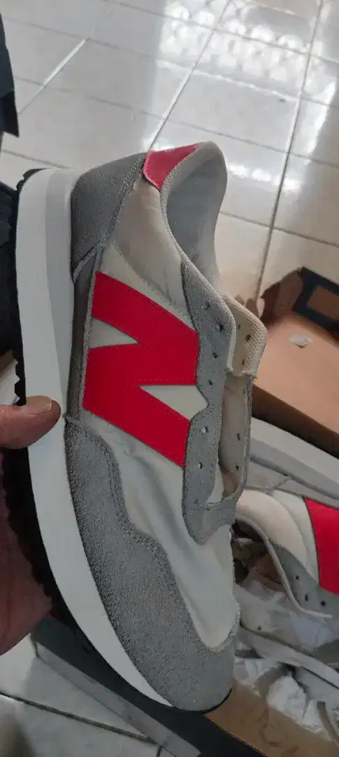 Sepatu Second Size 45 kondisi 90%