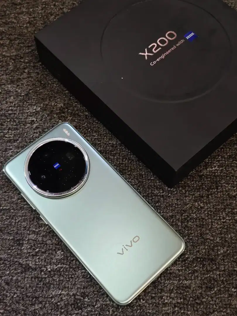 Vivo X200 12/256gb green