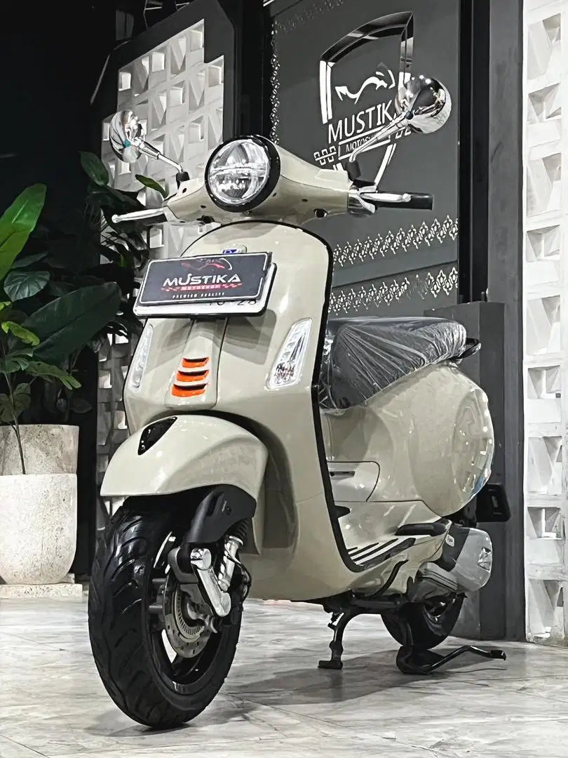 ODO 4RB‼️Vespa Primavera S 150 ABS th 2023 -Ayu Mustika
