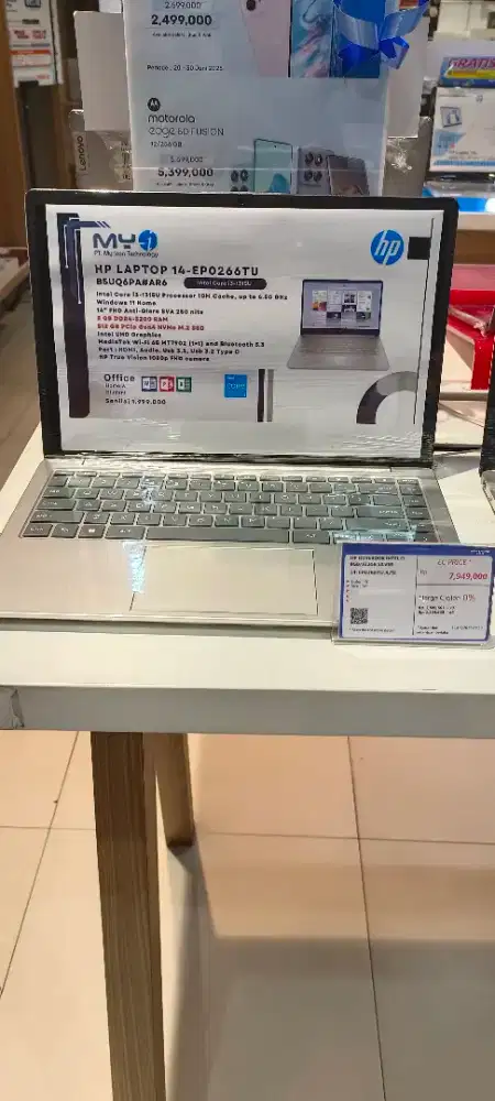 Laptop HP Intel I3 8/512GB Silver (Kredit Tanpa DP)