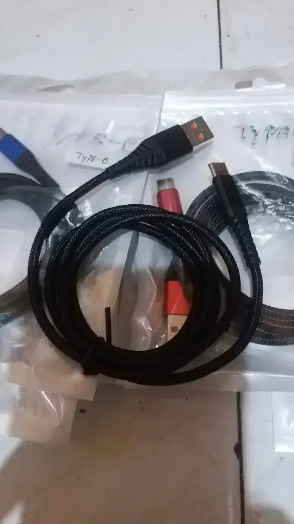 Kabel charger HP Type-C