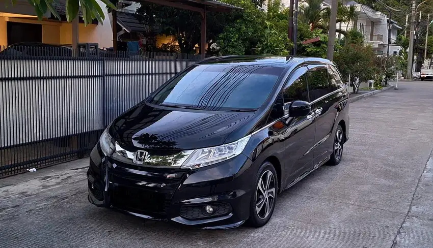 Odyssey Prestige 2016 Hitam