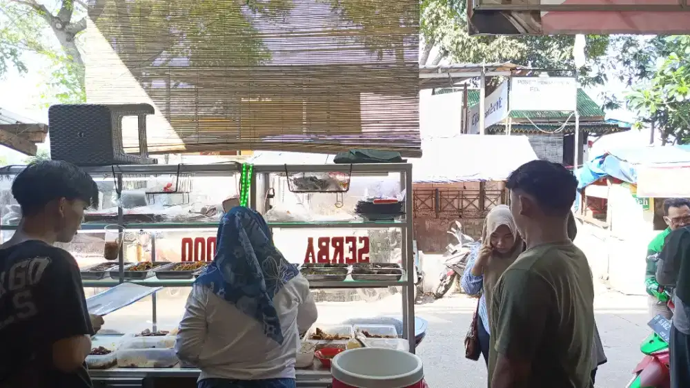 Lowongan Kerja sebagai Helper / Assisten Koki di / Warteg