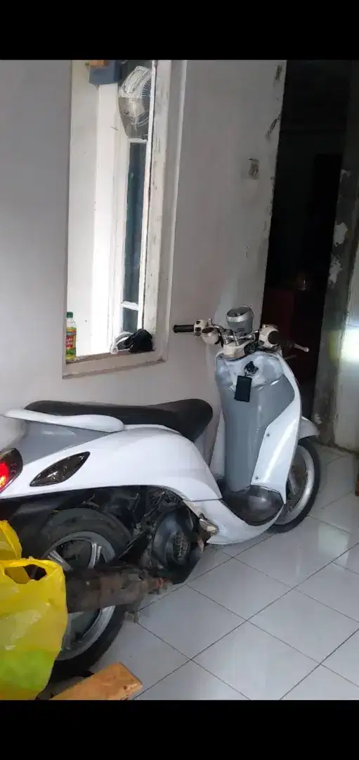 Fino 125 premium