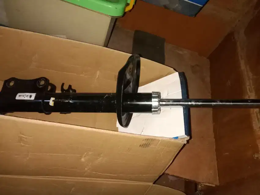 Shockbreaker belakang Camry 2001 - 2007 Nyaman !
