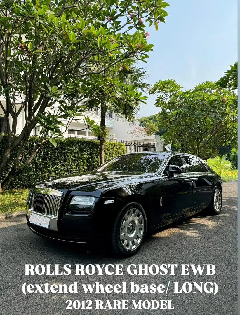 Roll Royce Ghost extended wheel base Tahun 2012