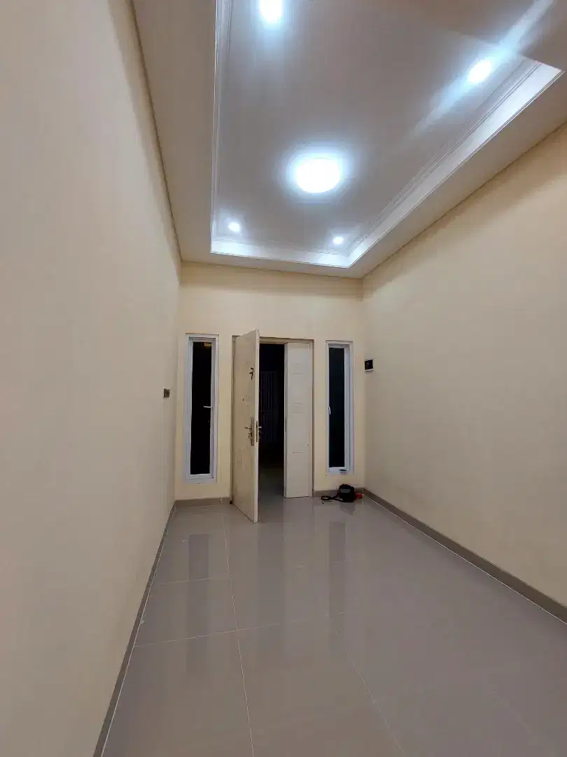Jual Rumah Bagus 2.5 Lantai Dan Siap Huni Di Dalam Komplek Sunter.