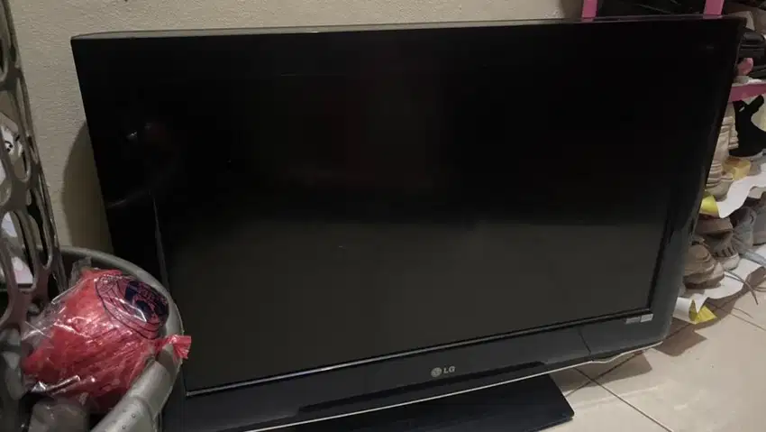 Dijual LG TV 32 inch .