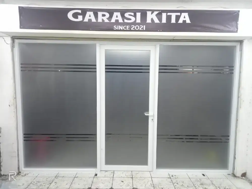 Jasa pasang sticker kaca film sticker sunblast kaca film rumah