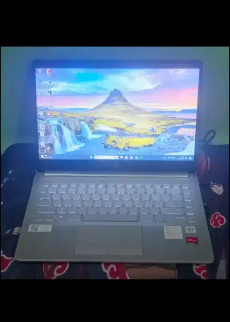 Laptop merk HP 14s