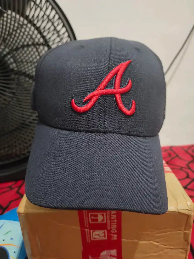 Topi MLB logo A base ball