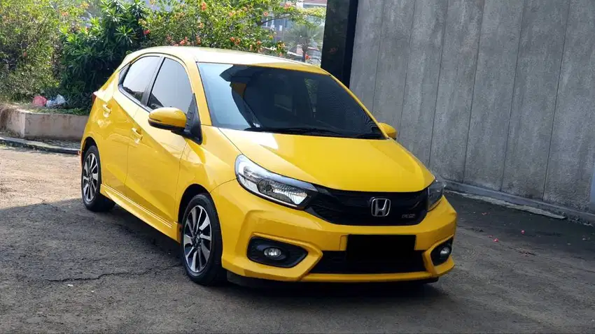 [ LOW KM ] Honda Brio 1.2 RS CVT AT Kuning Facelift NIK 2021/2022