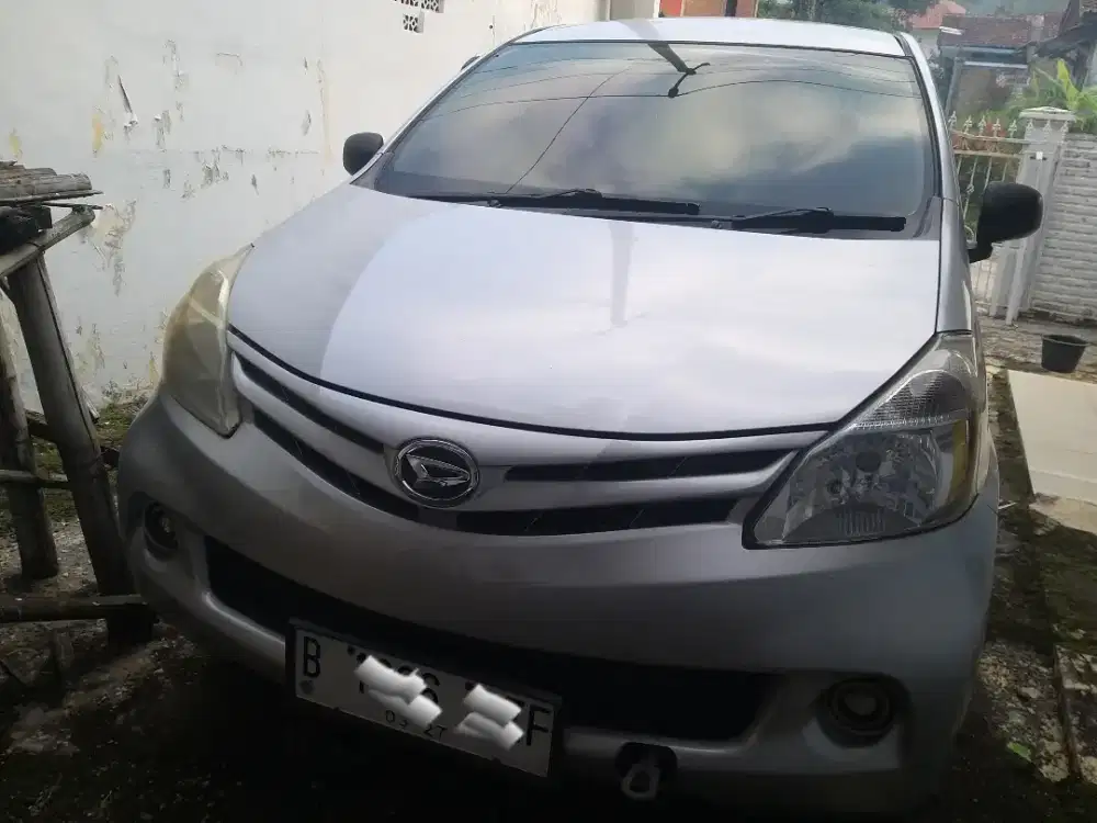 Daihatsu xenia mobil tinggal pakai