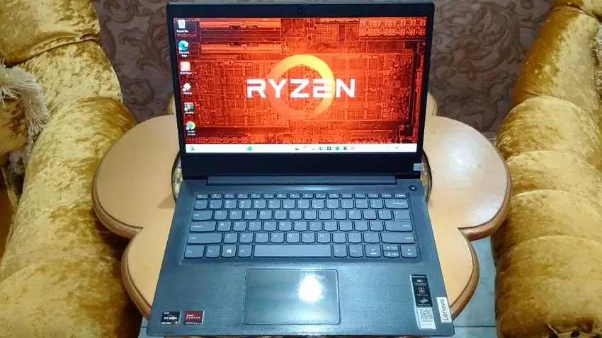 Laptop Editing Grafis Zoom Slim Lenovo Ryzen 3-4300U Ram 8GB SSD 512GB