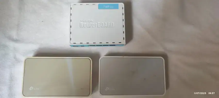 Aksesoris wifi witch hub, mikrotik