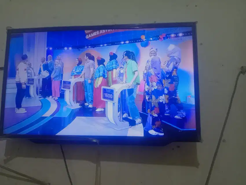 Dijual tv sharp 32 inch