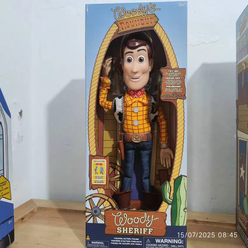 Original Toy Story Woody dari disney jepang BNOB