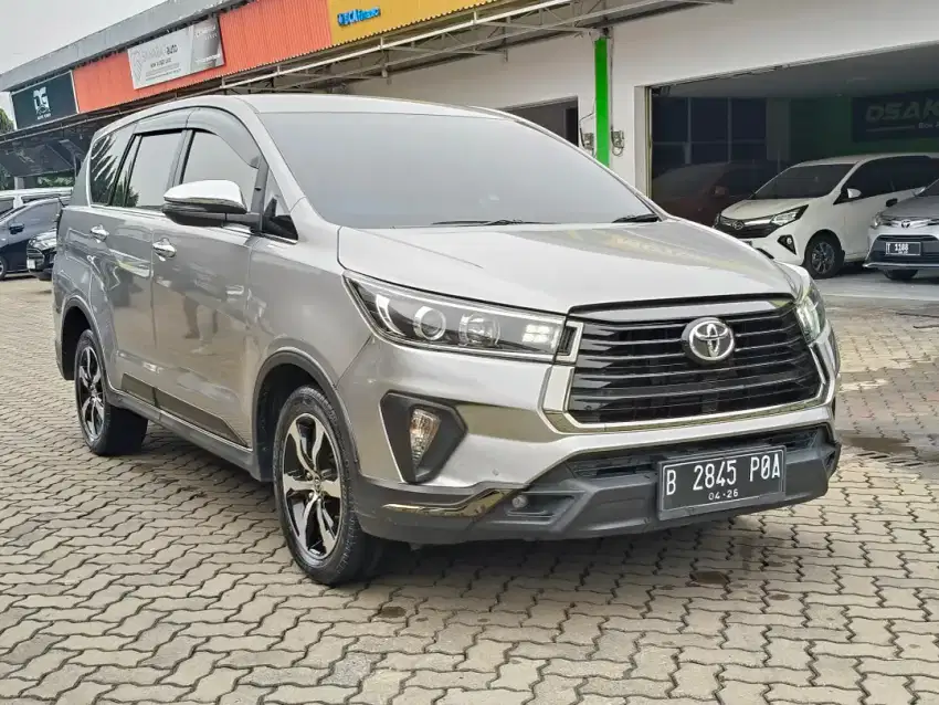 Toyota Inova Venturer Diesel 2.4 matic 2021