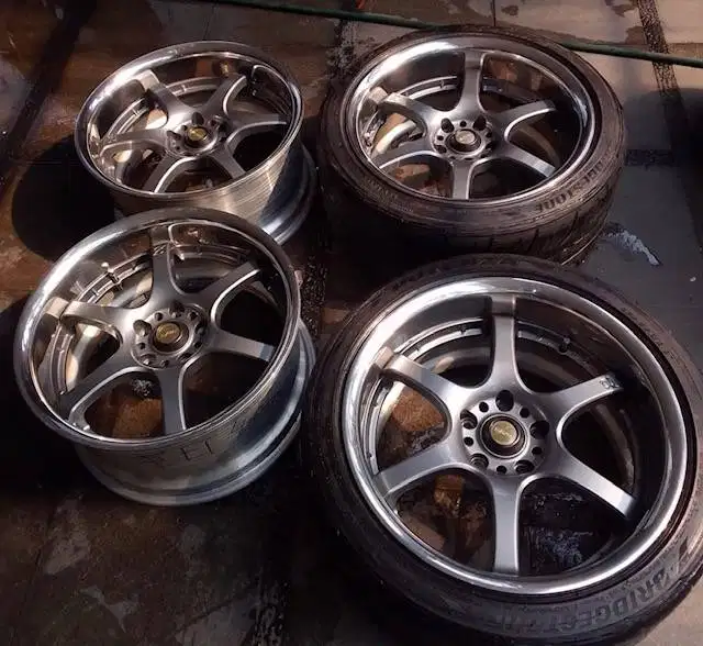 Volk Rays Gramlights 57 Maximum Pro 5x114.3 18x10, 18x9 Made in Japan