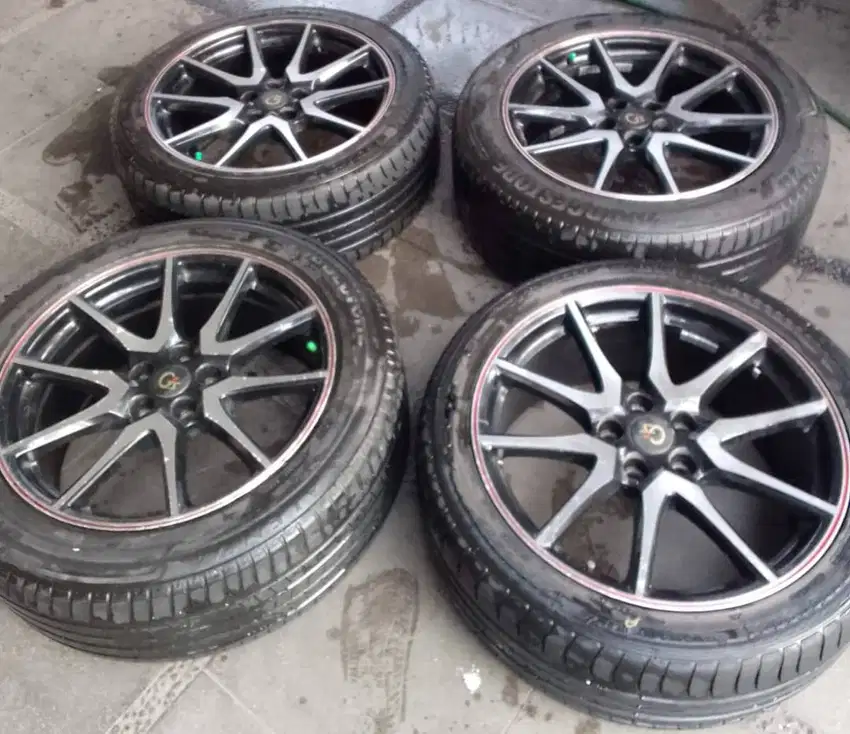 Velg Toyota Alphard GS Replica, 19 , Ban sudah harus ganti