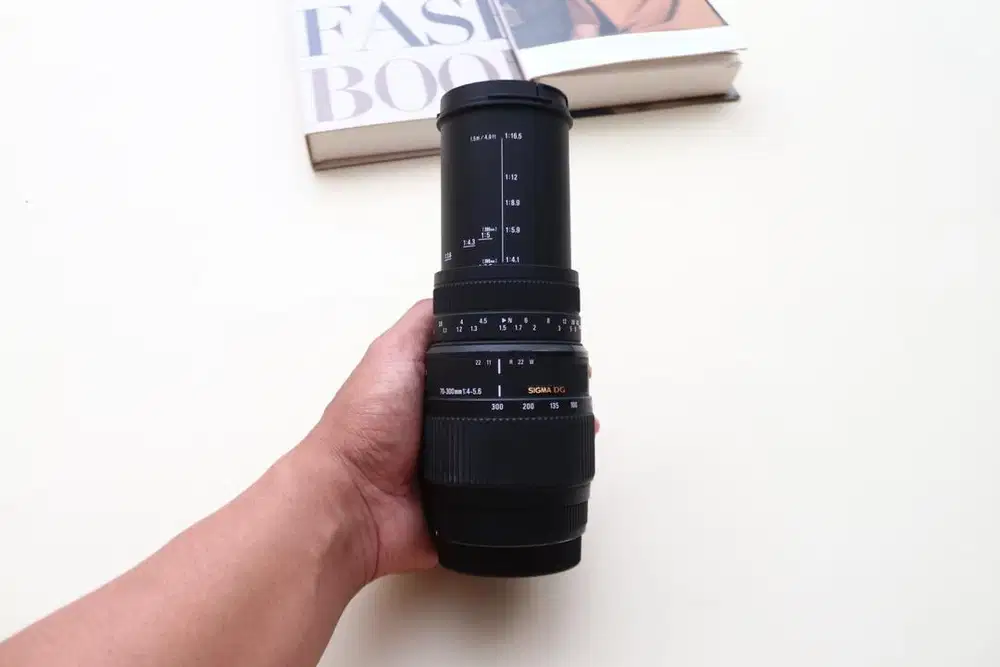 Lensa tele sigma 70-300mm for canon