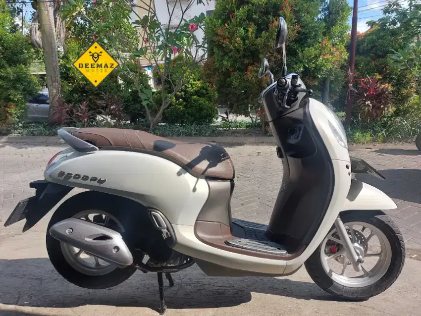 (DP 500 Rb)‼️ Scoopy Prestige Keyless Putih 2022 Cash & Kredit
