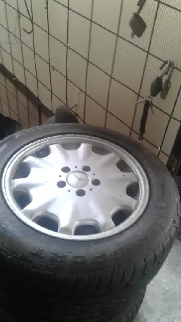 velg mercy 5 pcs+ban murah aja