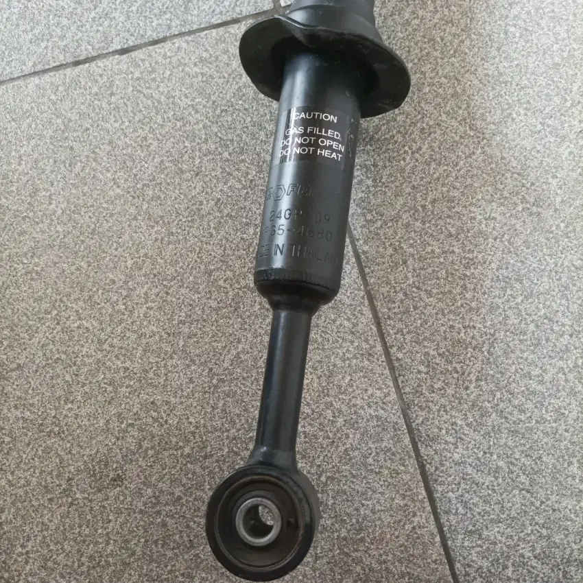 Shock Fortuner VRZ Depan Profender