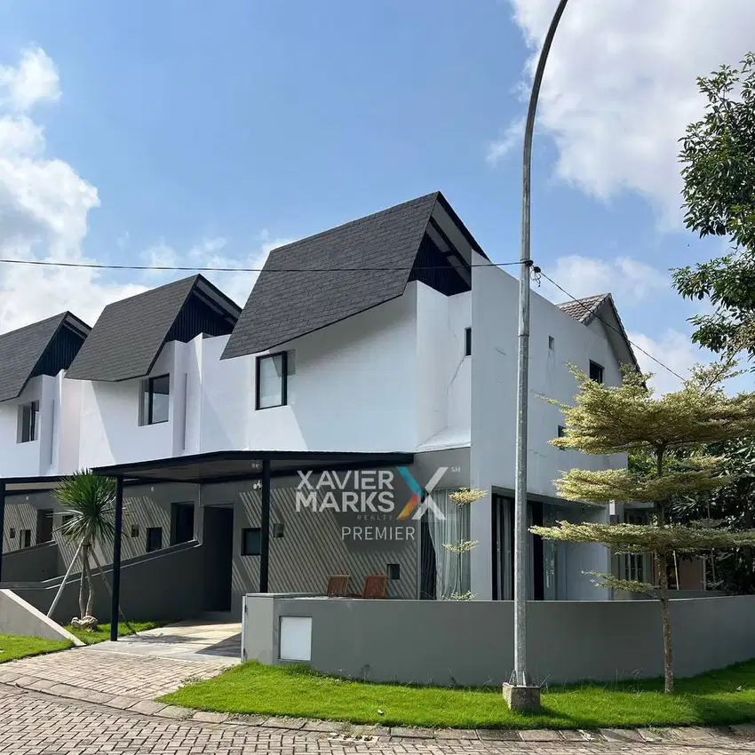 Rumah Hook di Private Cluster The Araya Malang