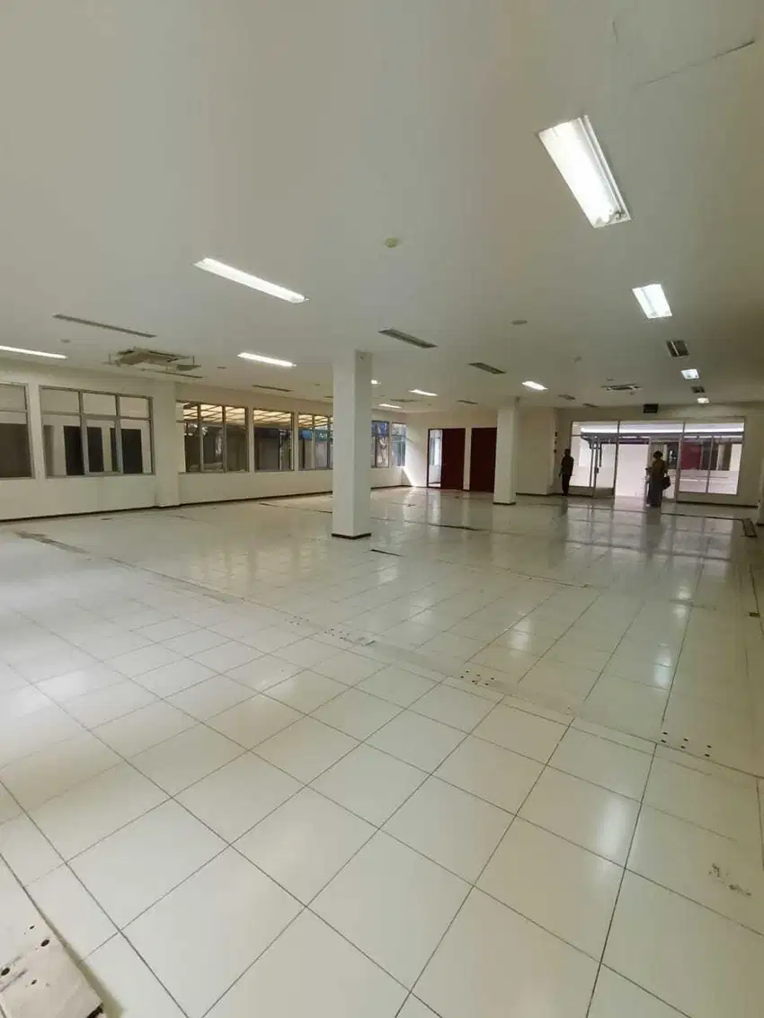 Gedung 2 Lantai Cocok Untuk Kantor di Jl. Asia Afrika, Kota Bandung