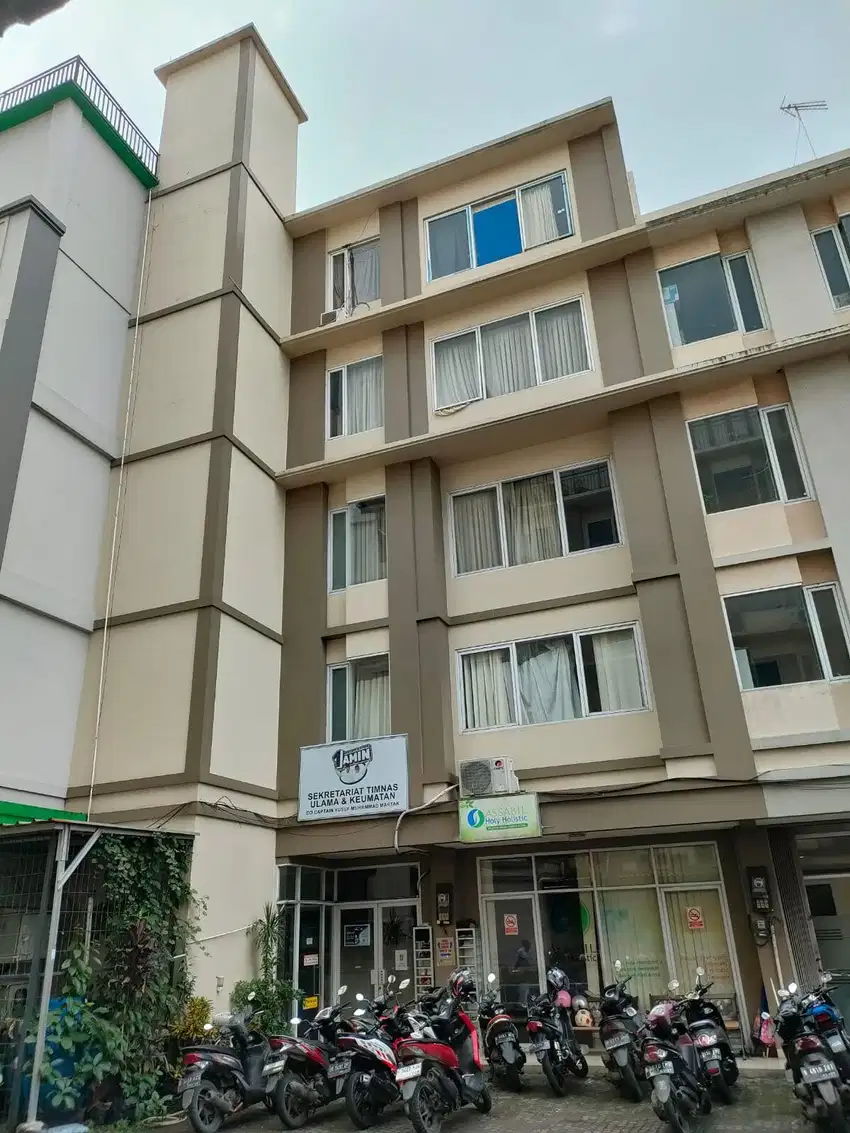 Dijual Ruko Gandeng 5,5  lantai , Jalan Raya Supomo, Jakarta Selatan