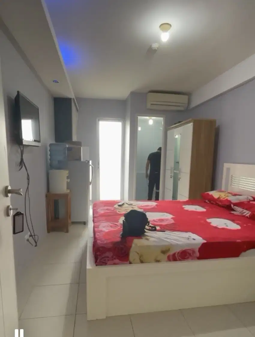 sewa tahunan tipe Studio Renovasi Baru apartemen Green Palace kalibata
