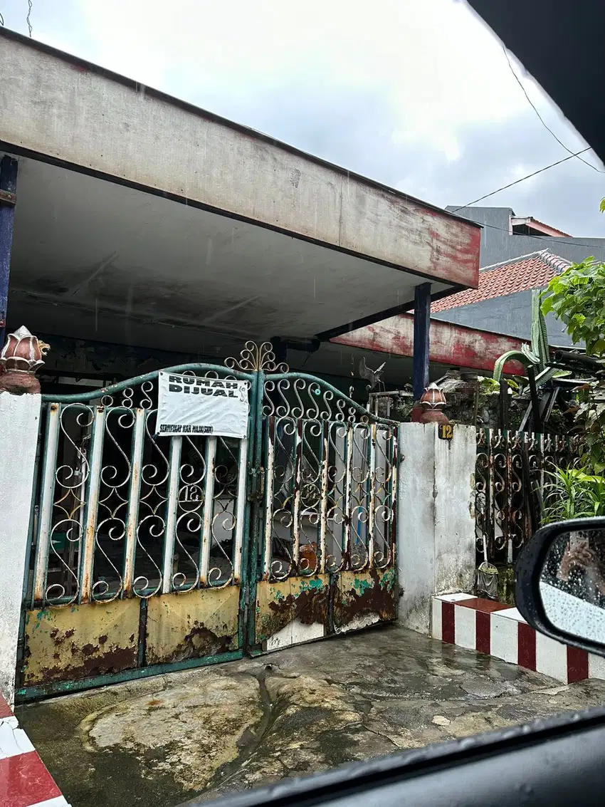 CA251 Dijual Rumah Second Murah Strategis SHM di Tenggilis Mejoyo