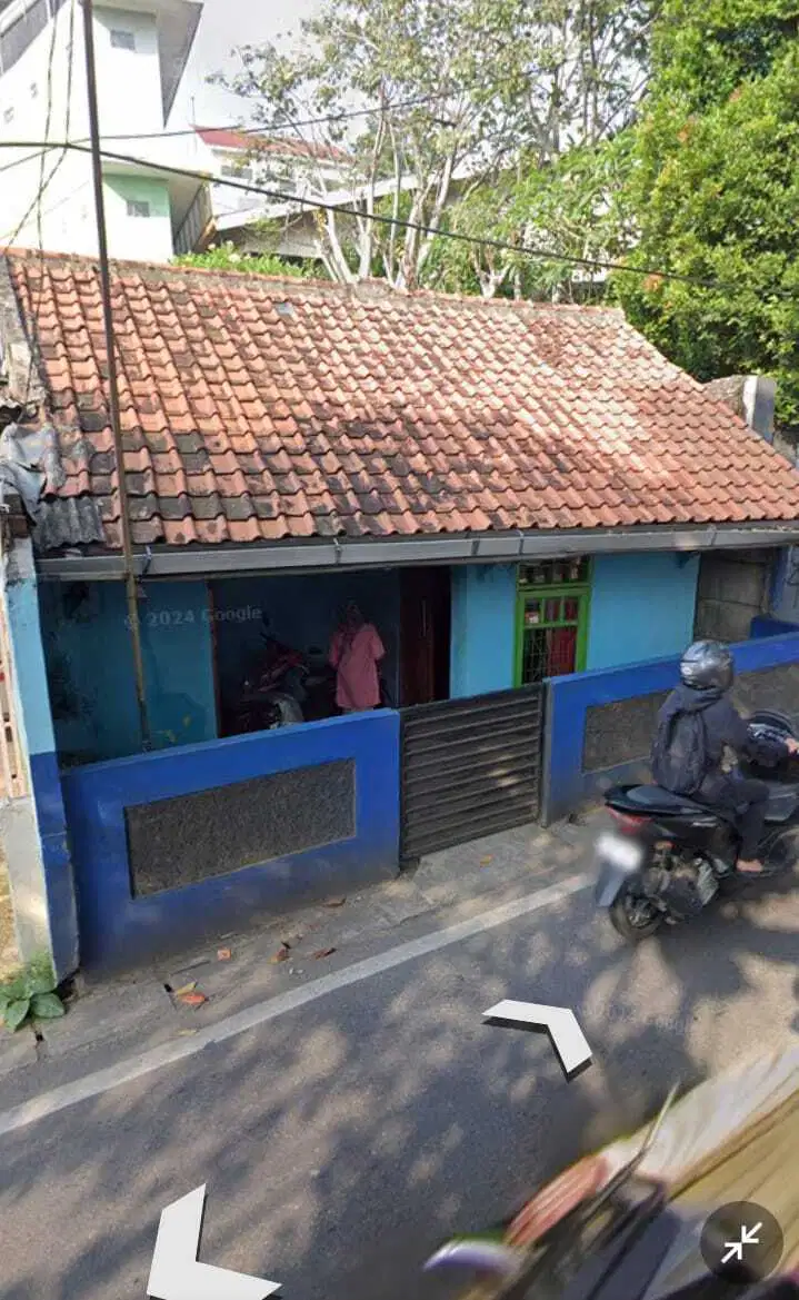 Jual murah rumah pinggir jalan