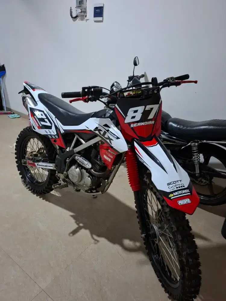 KLX 150 SIAP TRABAS