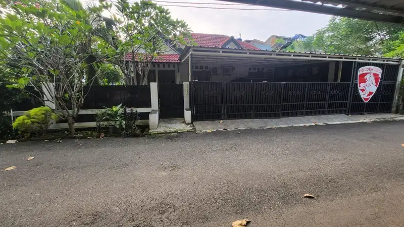 Dijual rumah Bukit Nusa indah , ciputat, serua