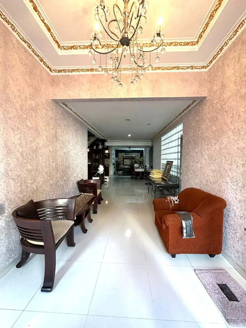 BINTARO SEKTOR 3 RUMAH CANTIK 2 LANTAI FULL SIAP HUNI MANDAR CAMAR