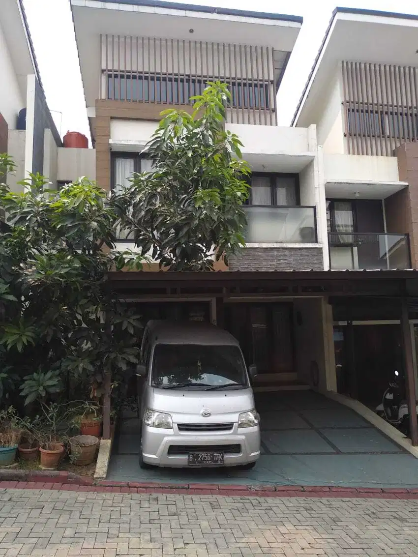 DIJUAL RUMAH CLUSTER MEWAH SIAP HUNI CASCADIA RESIDENCE DEPOK