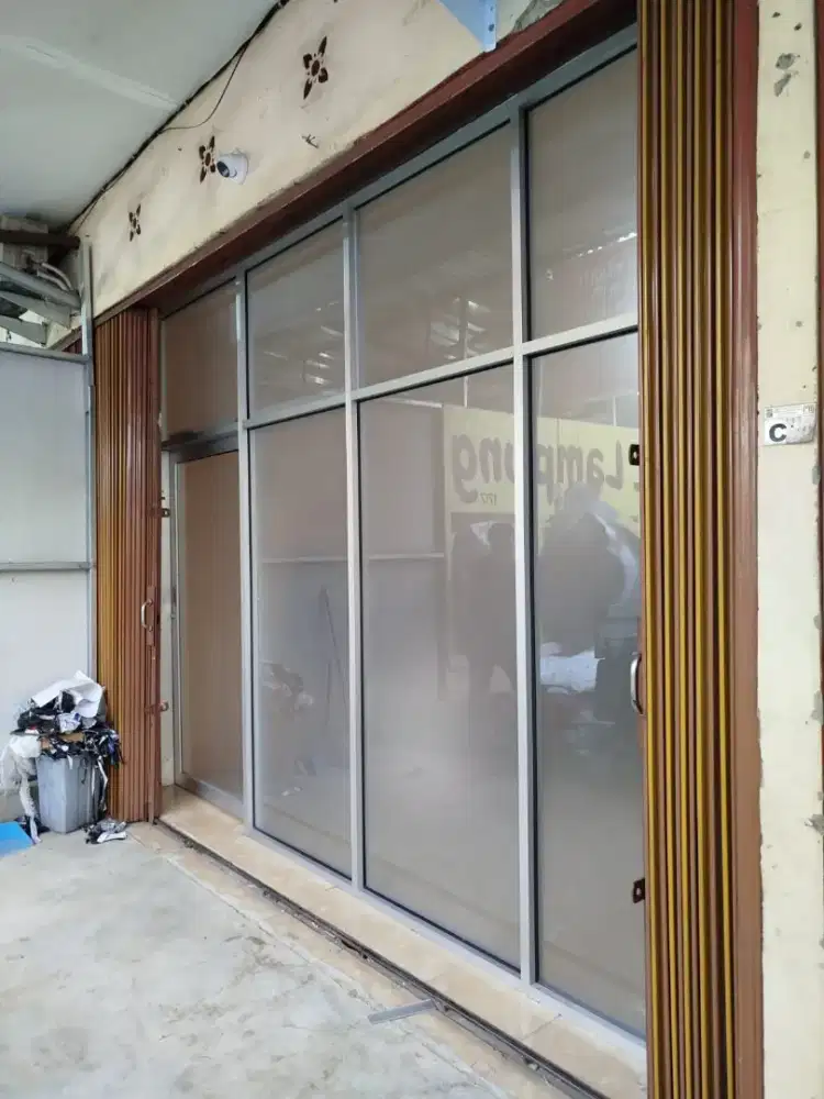 Partisi Kaca Sunblast