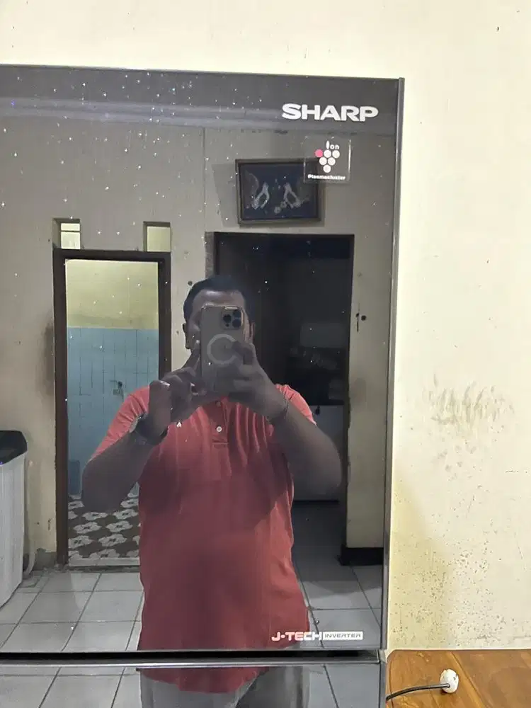 Kulkas 2 pintu sharp glass